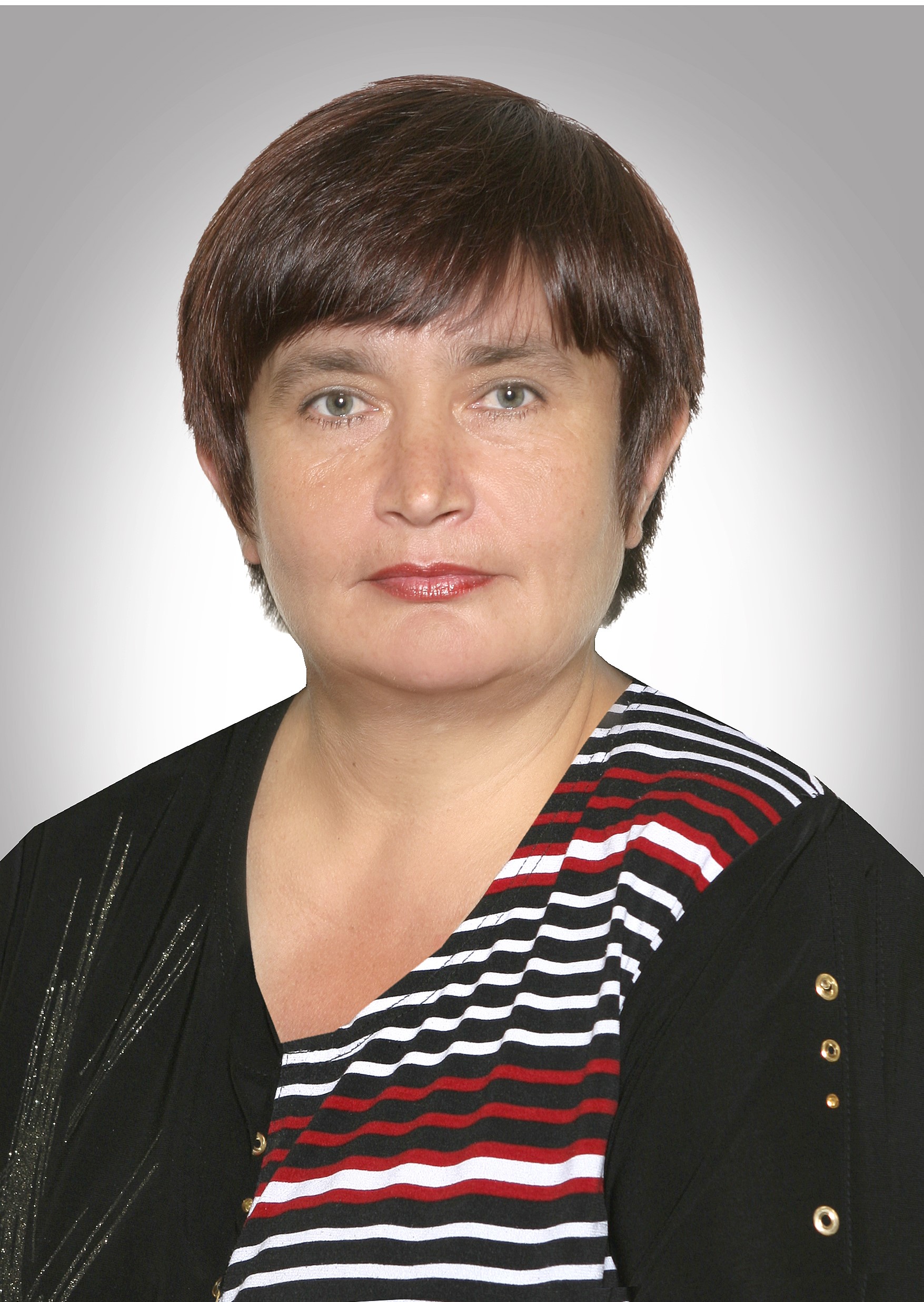 Титова Тамара Аполлинарьевна.